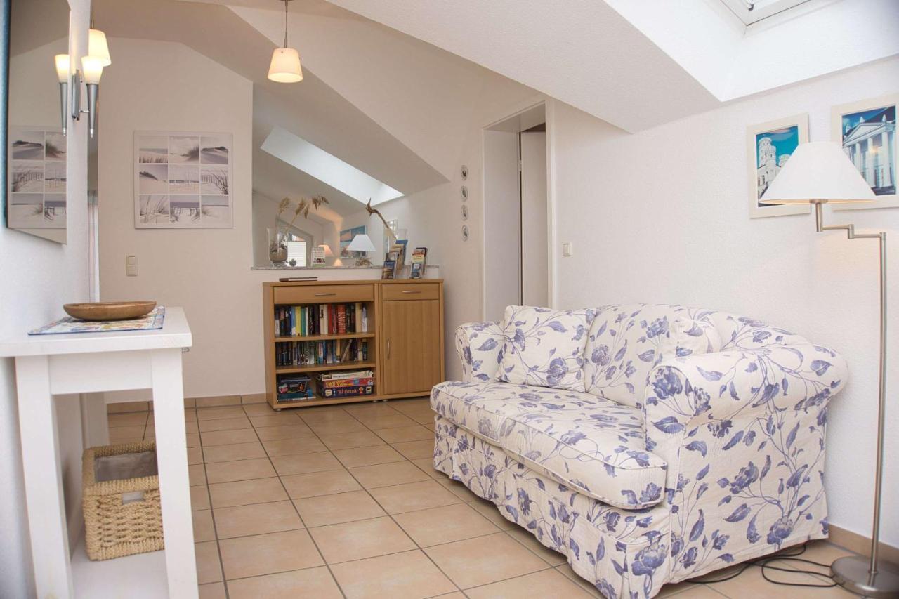 Balkon Mit Traumhaften Meerblick, Gratis Nutzung Vom Ahoi Erlebnisbad Und Sauna In Sellin Duenenhaus Fewo05 Goehren  Exterior photo